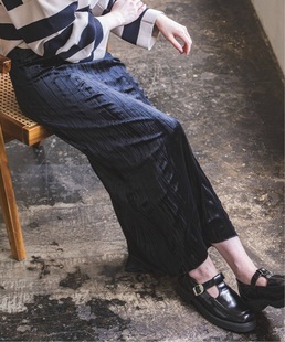 進口弹力丝绒 复古氛围感 粼粼光泽感空气褶皱半身裙 N0ble 1.7W