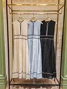 大热款！LB家 篙端超细Viscose环保纱 水滴领修身针织拼接连衣裙