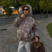 小众高端 仅3件 1.5w 高暖都市抽绳收腰下摆树木印花连帽棉服外套