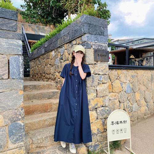 荃棉立领单排扣法式袖中长连衣裙
