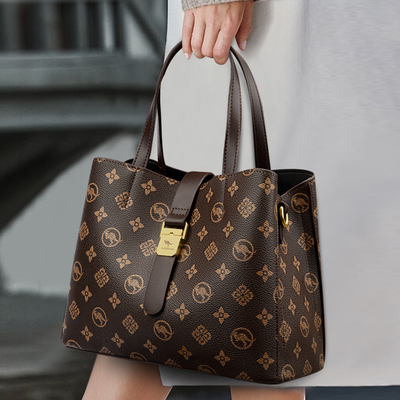 雪爱袋鼠真皮包包2025新款大气送妈妈牛皮手提包时尚中年斜挎女包