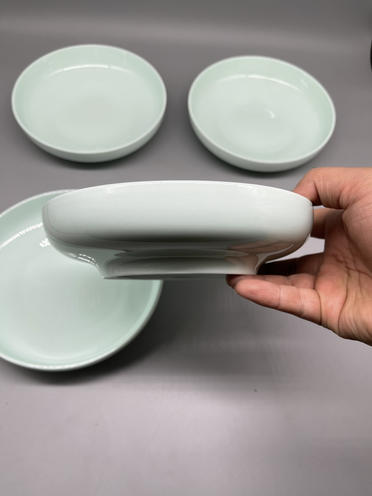 7/8英寸陶瓷盘家用汤盘创意青釉骨瓷菜碟子圆深盘青瓷菜盘子厚4.5