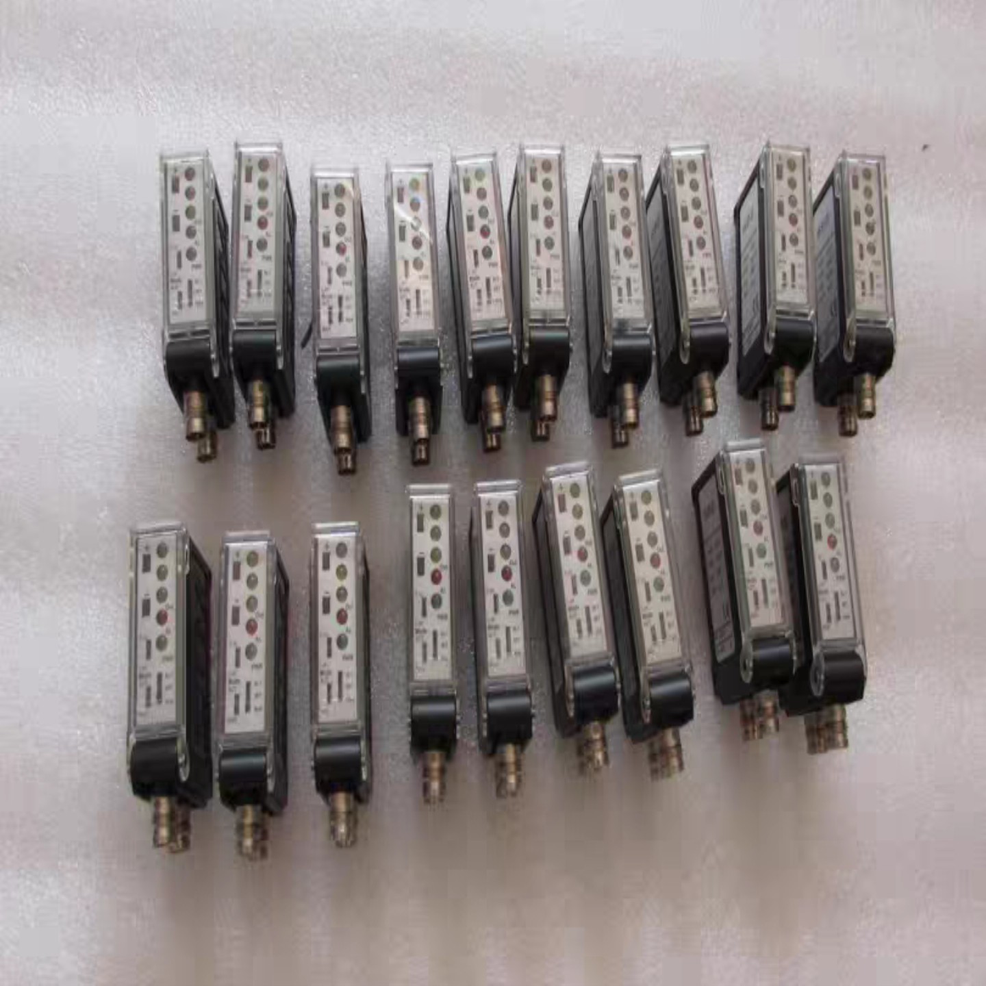 售前询价感测器 VB-BP-03   实物图     有19个  在30-1