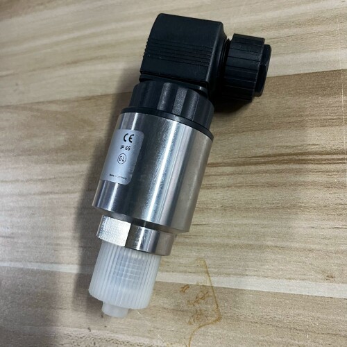 议价 BESI P121-4D8-GL11 感测器 全新原装现货议价