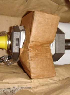 售前BTL5-A11-M0100-B-S32位移感测器BTL5-A11-M0100-B-S32 BTL C