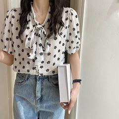 Real shot summer short sleeve lace up bow collar full of small flowers cute top
