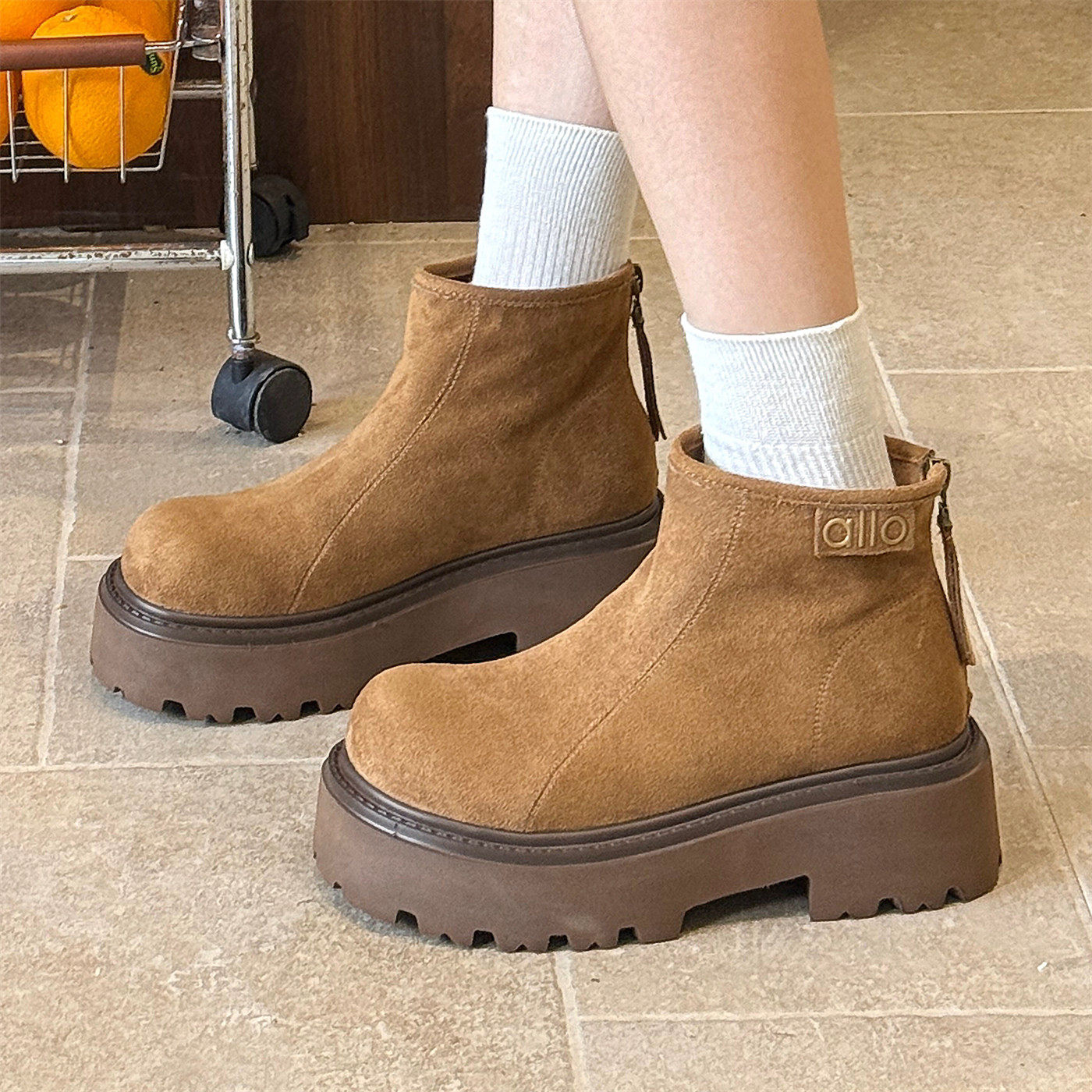 恋典小个子增高厚底勃肯短靴女2025秋冬新款薄绒百搭英伦风马丁靴