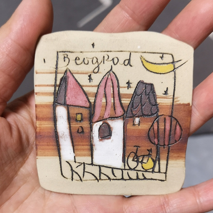 SERBIAN LOCAL BRING BACK BELGRADE CHARACTERISTIC HAND-PAINTED TERRACOTTA FRIDGE MAGNETS