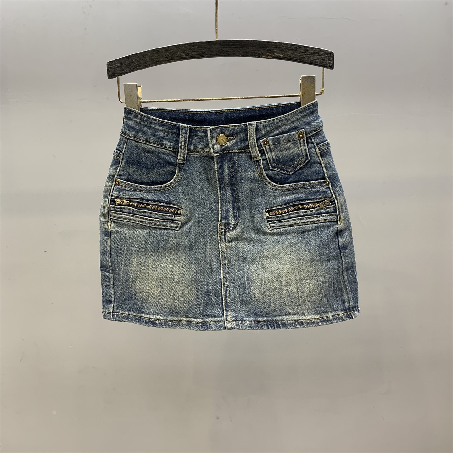 复古做旧牛仔半身裙女2026年春夏新款高腰a字包臀裙紧身辣妹短裙