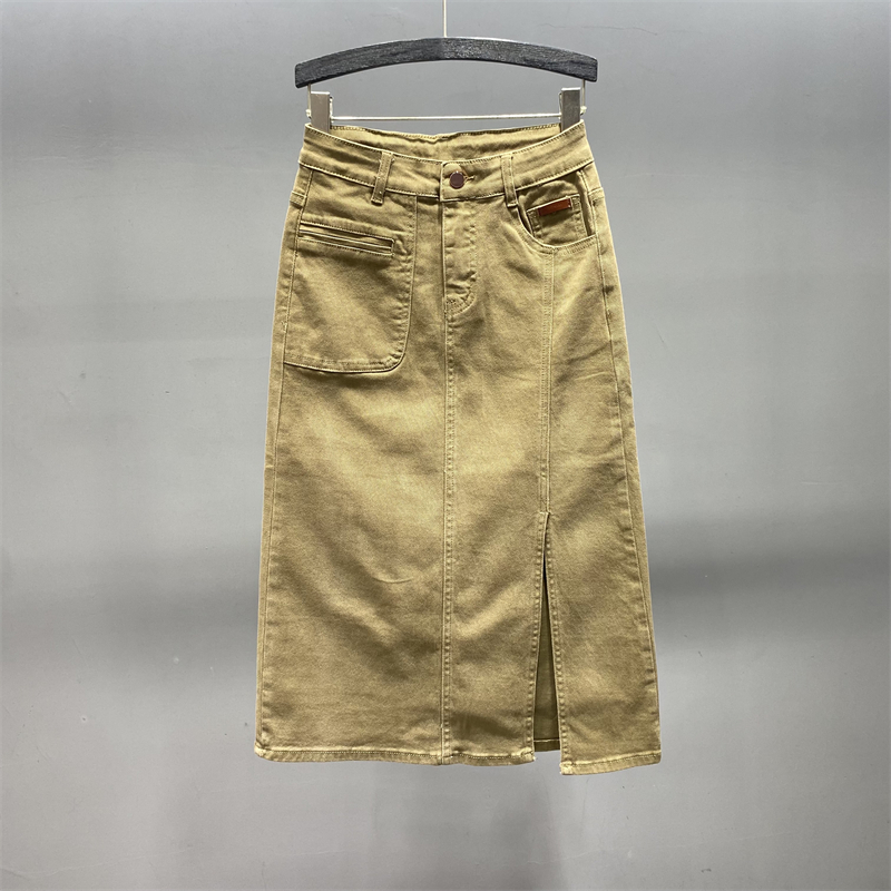 卡其色牛仔半身裙女中长款2026年新款春季工装裙高腰包臀a字长裙