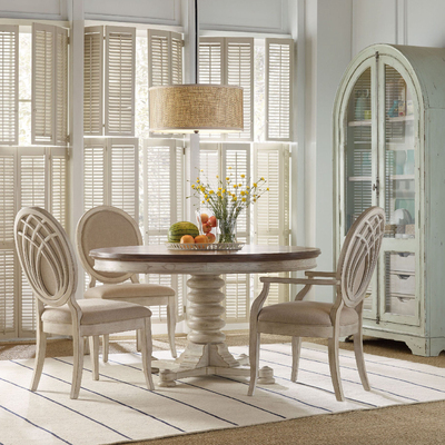 美式奶油风圆形实木可伸缩餐桌