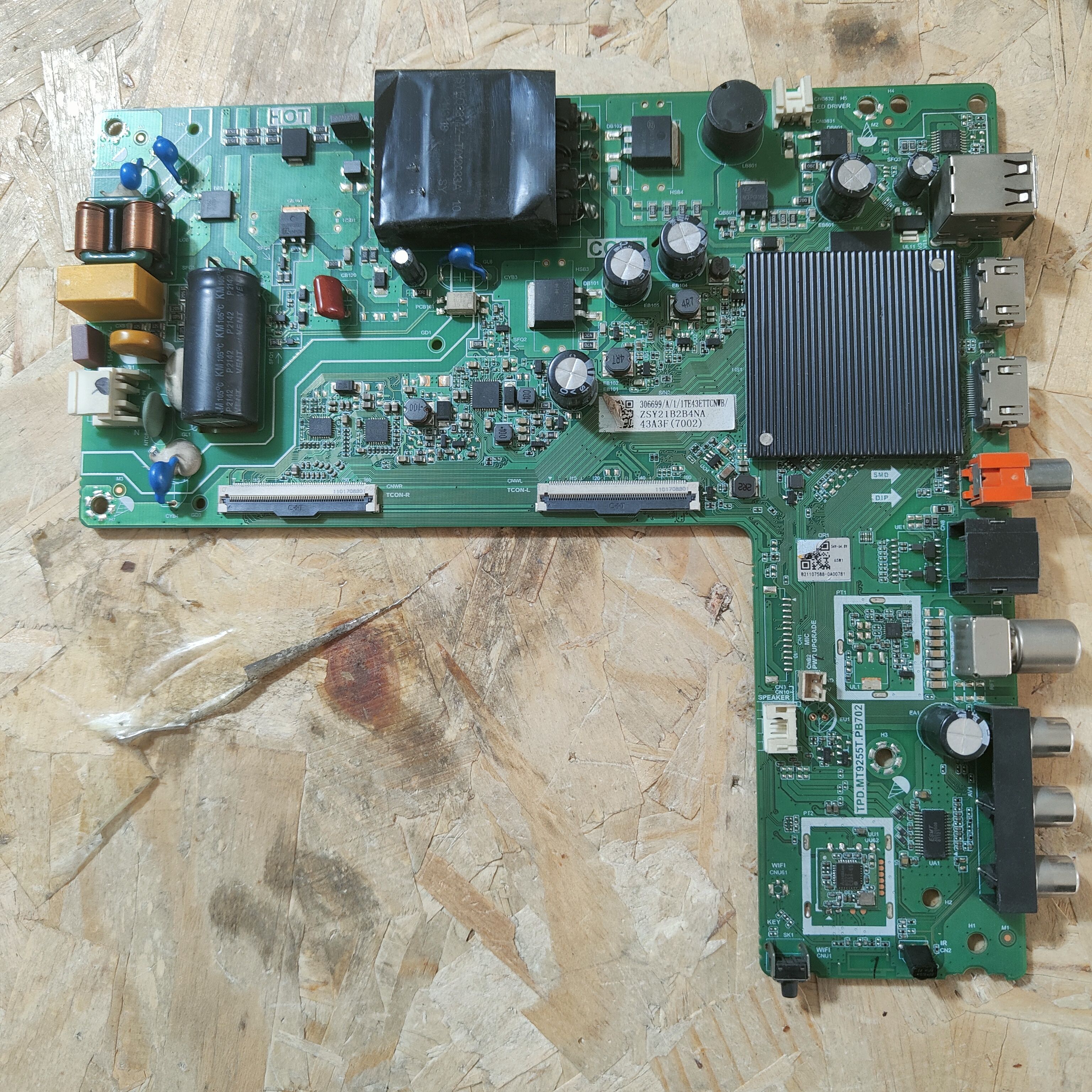 原装海信43A3F主板TPD.MT9255T.PB702屏HD425Y1F91-T0实拍图