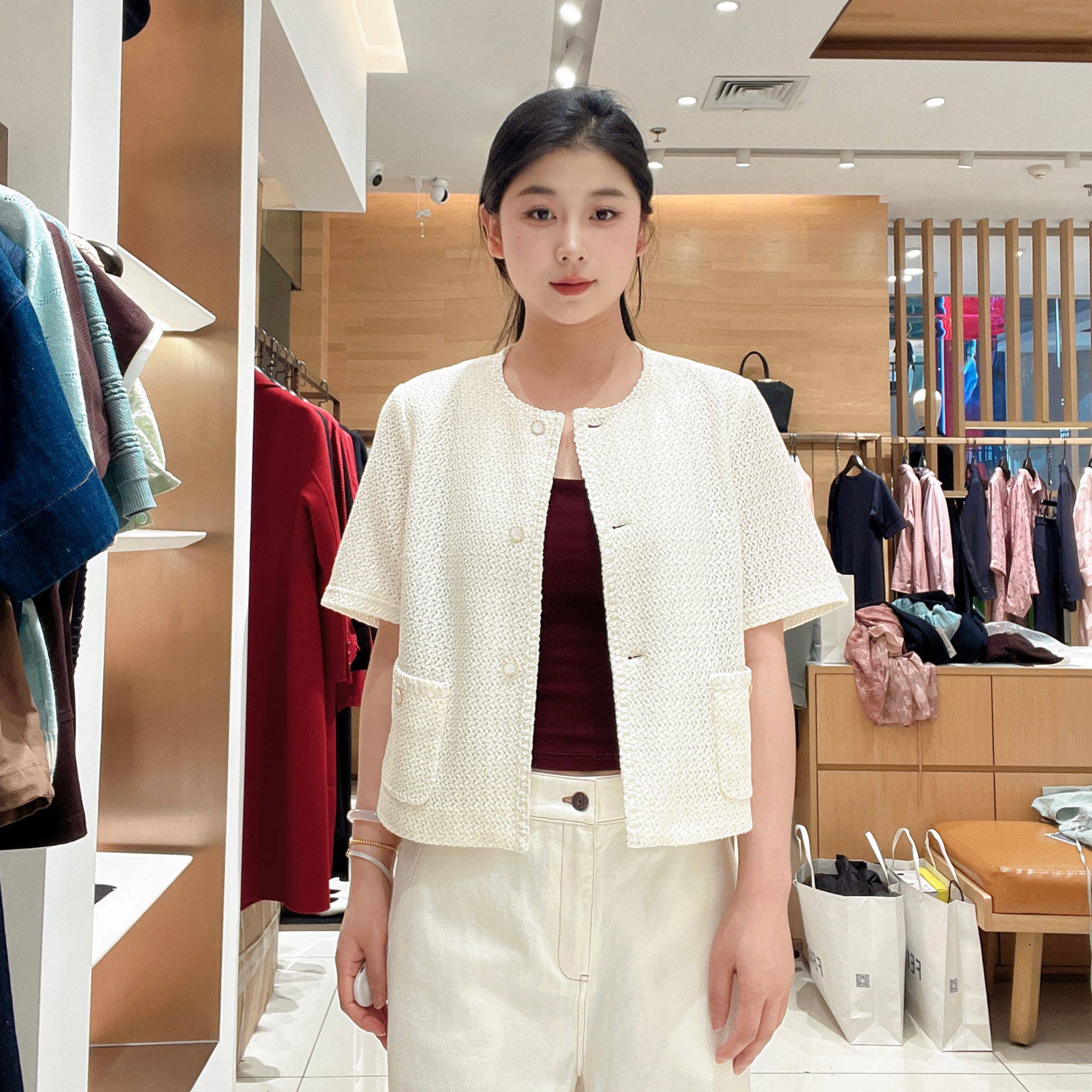 菲姿女士简约时尚外套F5B185