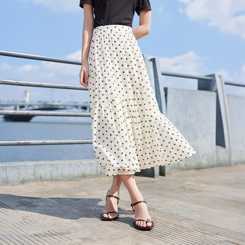 香影波点白色半身裙女2025夏装新款法式裙子高腰松弛感a字裙