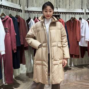 LANAFAY啦娜菲女士时尚简约羽绒服L3D943