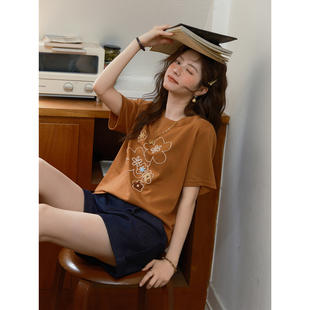 谜秀橘色花朵T恤女拱桥绣泡泡袖短款上衣MXE36T0576