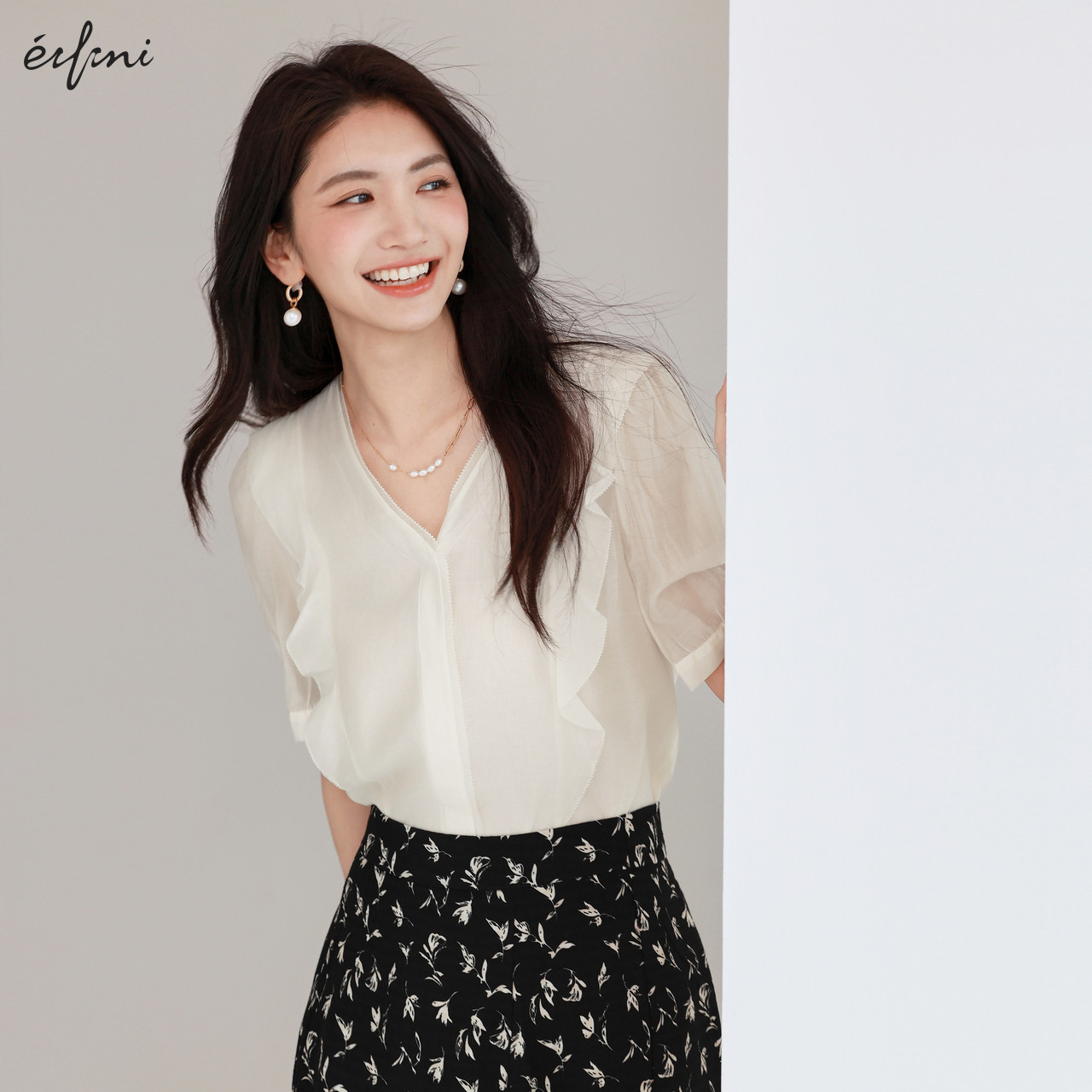 伊芙丽女士简约时尚衬衫1F5221151