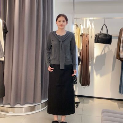 太平鸟女士简约时尚半身裙A1GFE4131