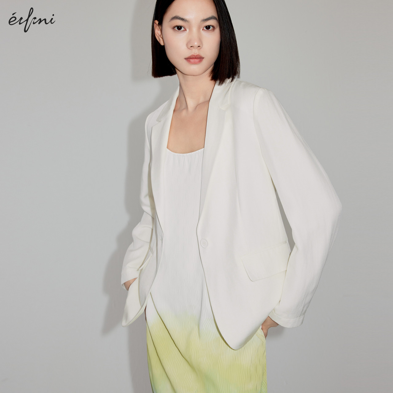 伊芙丽女士时尚简约外套1F3210041G