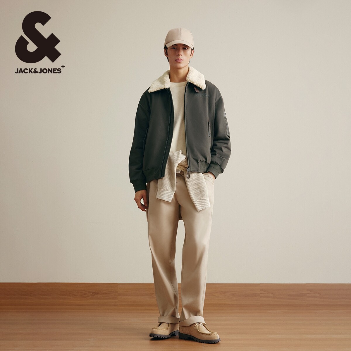 杰克琼斯男装秋冬仿羊羔毛翻领字母刺绣休闲日常夹克棉衣棉服外套