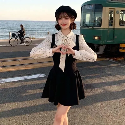 miu系富家千金连衣裙女高级感小香风穿搭波点假两件收腰小黑裙子