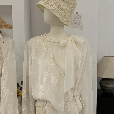 欧玛莱 温柔风钉珠蝴蝶结绑带长袖衬衫春季韩系气质刺绣上衣 6622