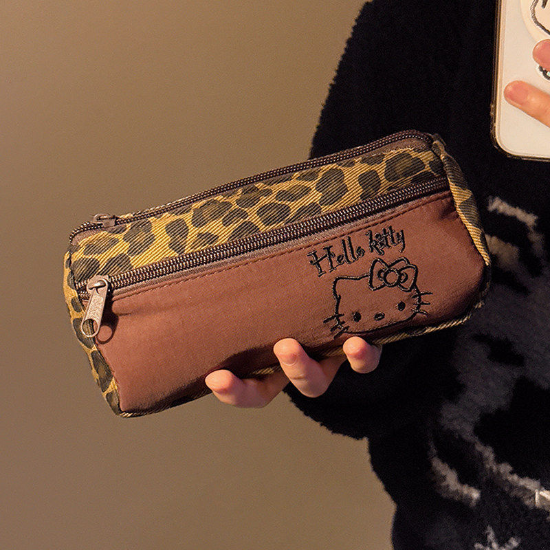 可爱笔袋高颜值ins风女孩小学生文具盒大容量铅笔盒2026超火笔盒