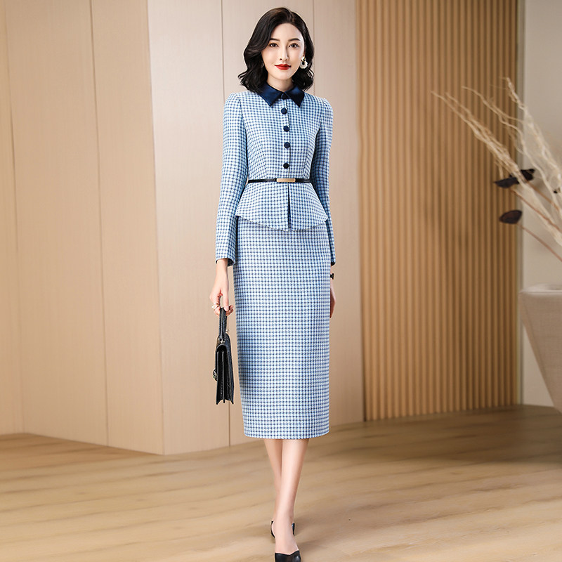 小香风连衣裙2022初秋新款显瘦减龄气质时尚高级感套装假两件裙子