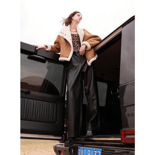 ibudu2024冬季新款仿麂皮颗粒绒环保皮草机车外套宽松潮酷