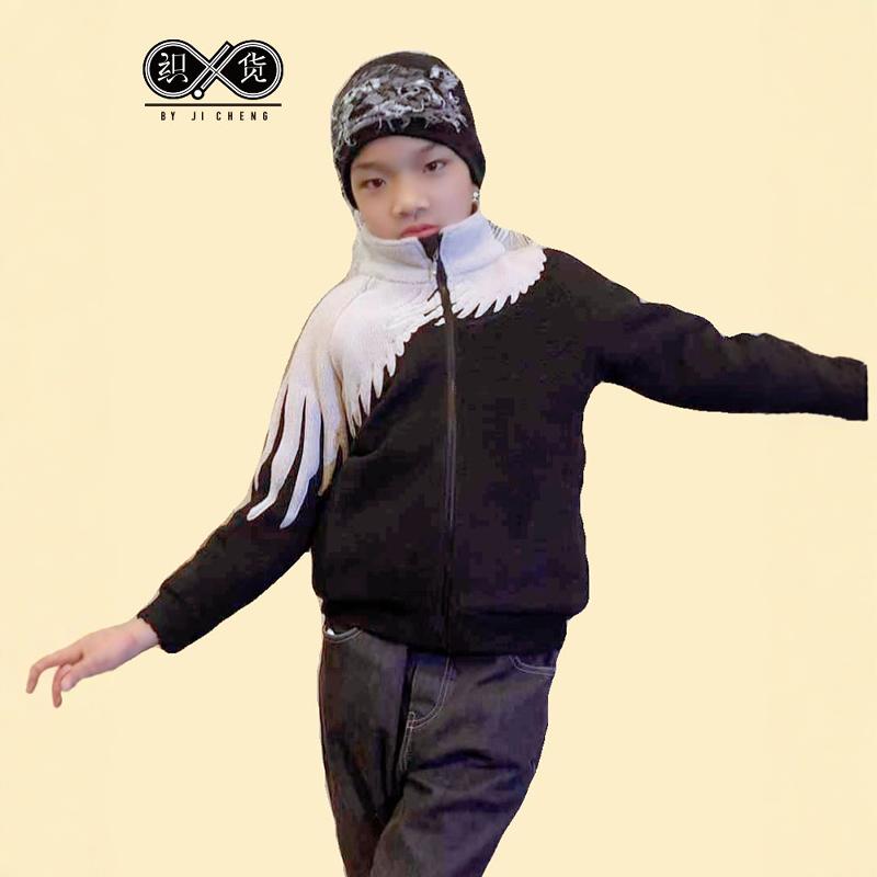 中国设计师原创吉承亲子款翅膀