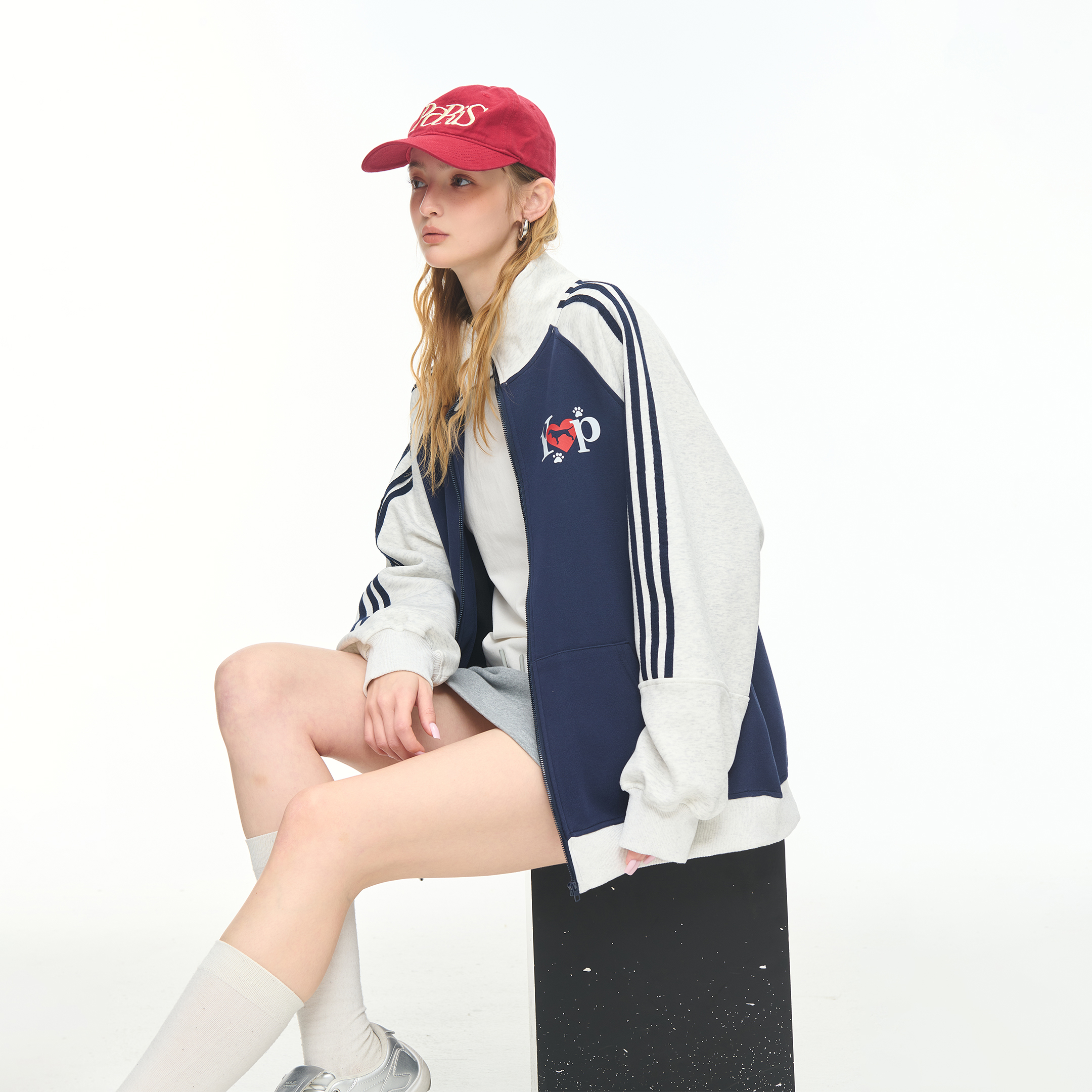 美式复古拼接拉链开衫立领卫衣女春秋新款运动休闲狗狗印花外套