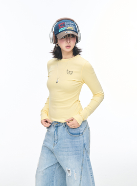 2025春秋韩系简约黄色修身长袖T恤女百搭内搭基础款修身上衣