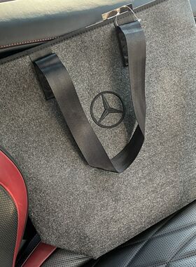 奔驰联名款轻奢手提包大容量通勤 时尚潮流 限量促销 速抢！