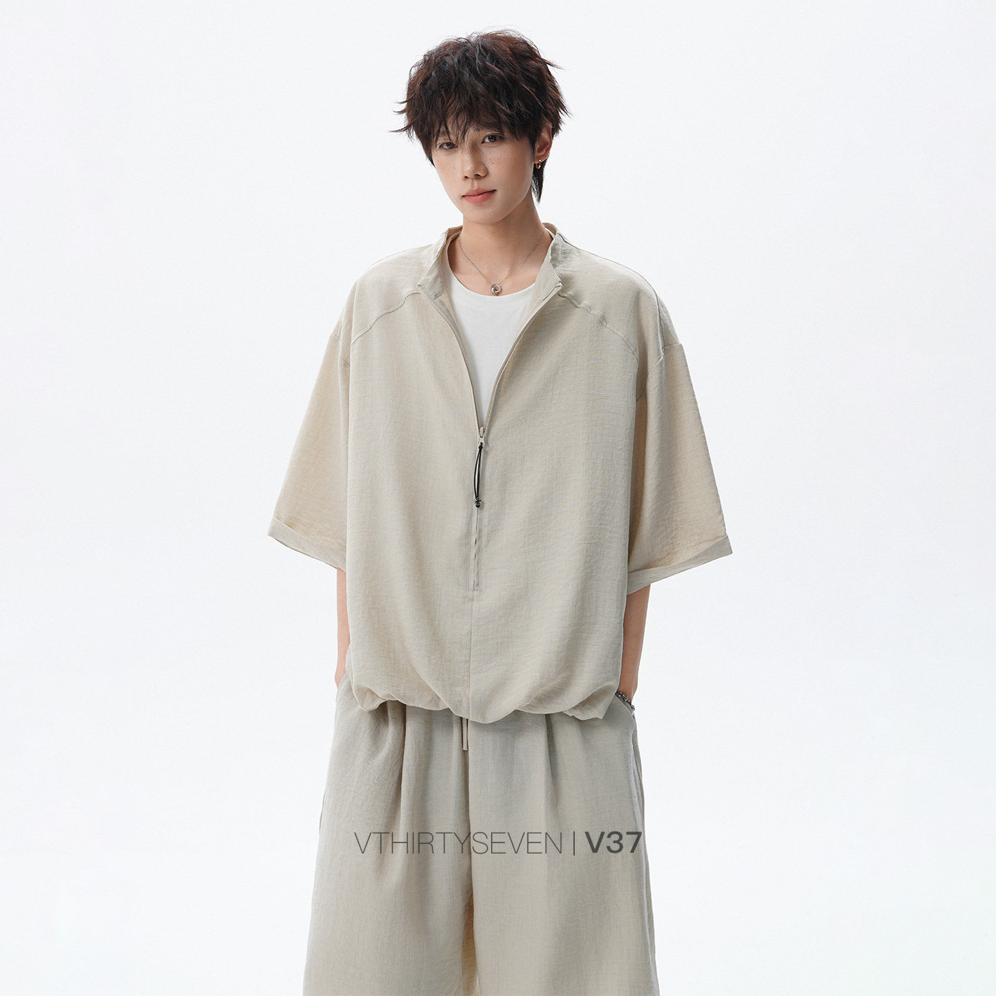 V37美式假两件半拉链短袖休闲运动套装男秋季宽松百搭短裤两件套