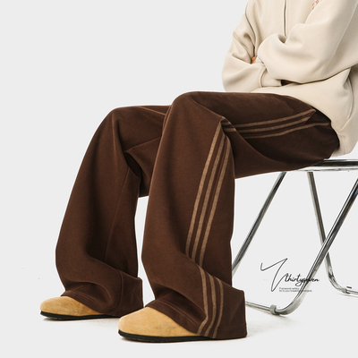 美拉德咖色三条杠拼接运动卫裤男