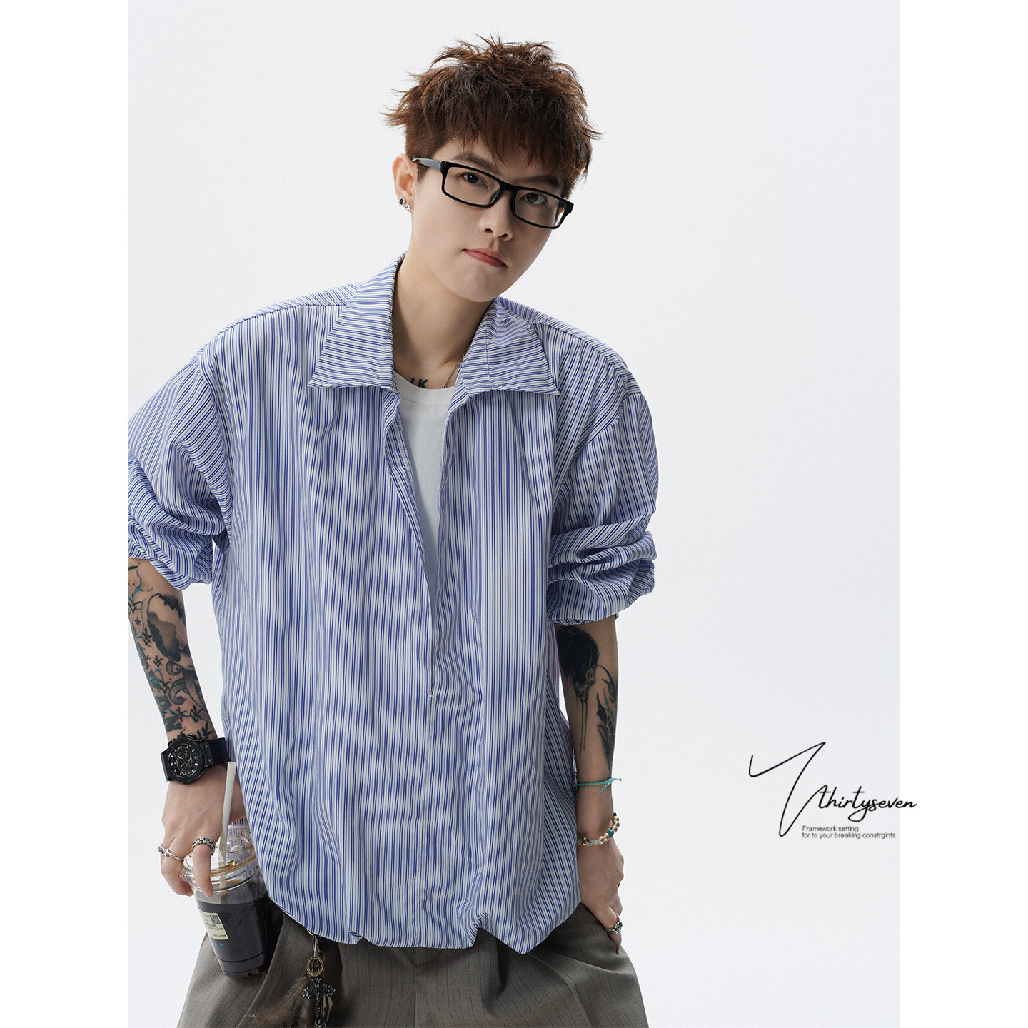 V37日系高街假两件蓝白条纹长袖衬衫男春高级感潮牌翻领衬衣外套