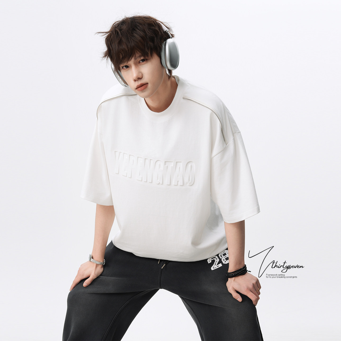 V37美式白色钢印拉链短袖t恤男夏新款潮牌宽松设计感休闲半袖体恤