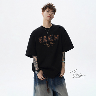 潮牌宽松黑色青少年短袖 V37美式 高街豹纹字母刺绣设计感T恤男夏季
