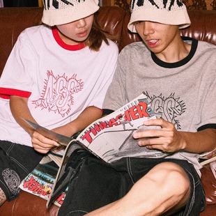 AVENUESON大道之子2025爆炸字体logo撞色袖 T恤 口全棉短袖