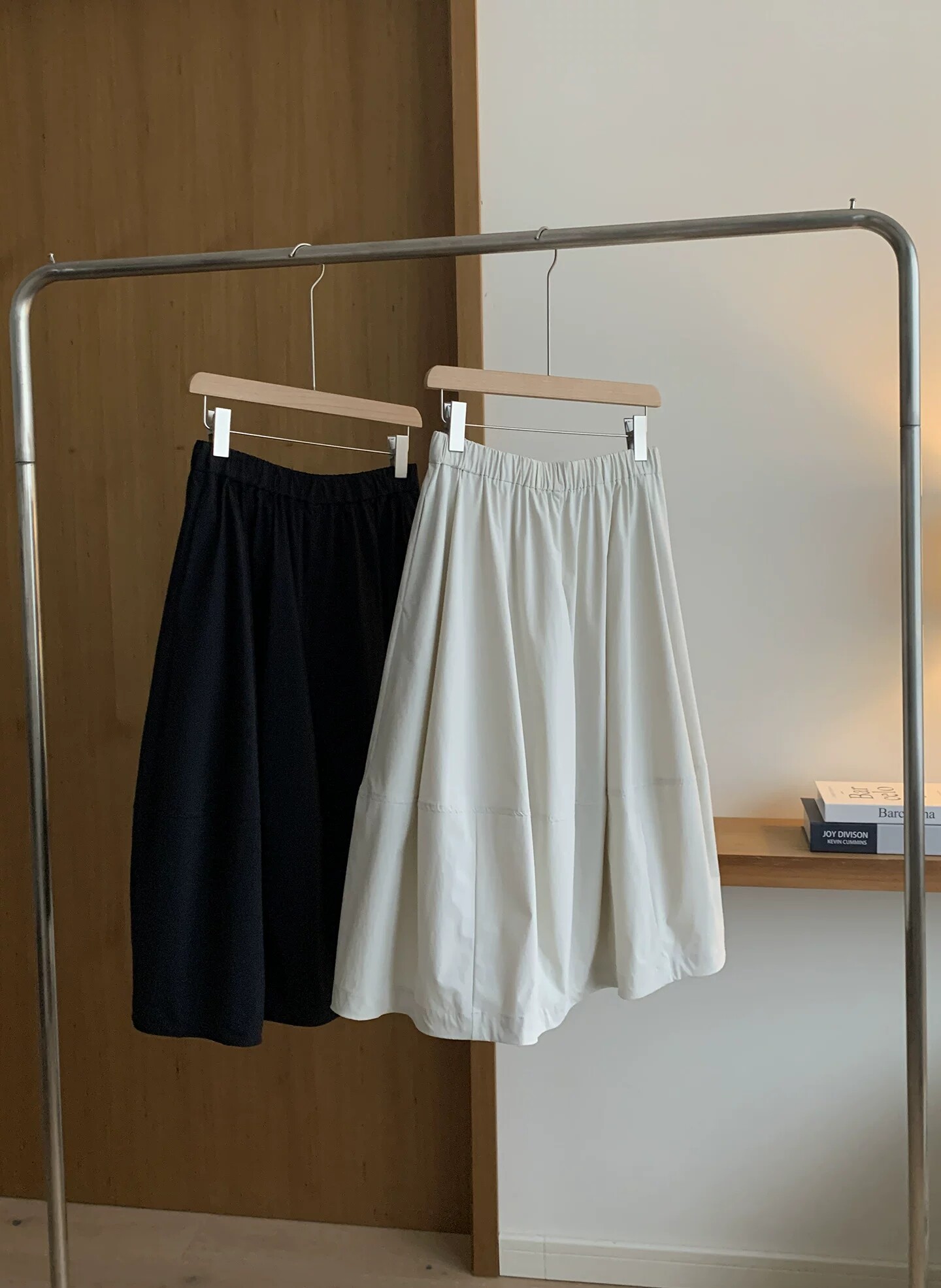 轻盈防晒！分割立裁 透气简约高腰宽松A字中长款花苞工装半身裙夏