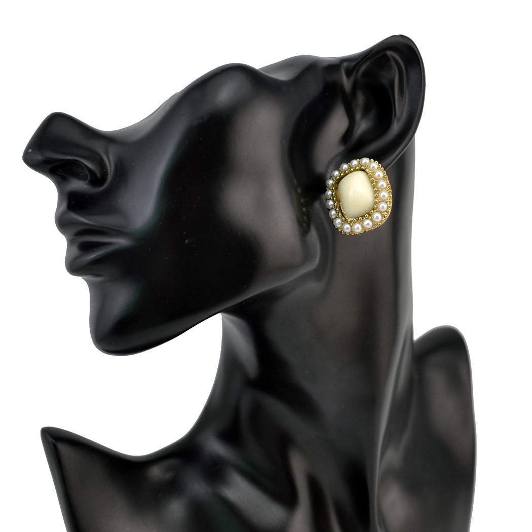 珍珠石合金简约耳钉女