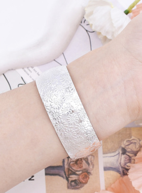 新款复古民族风雏菊雕花宽手镯女