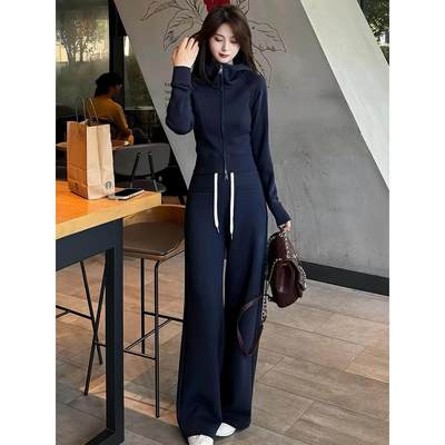 巨好看的早秋套装女2025年新款连帽卫衣外套抽绳系带阔腿裤两件套