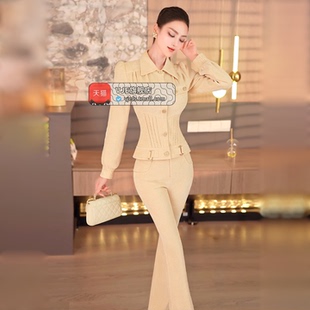 2025新款 气质干练套装 职业收腰外套高腰微喇叭两件套 修身 VJE冬季