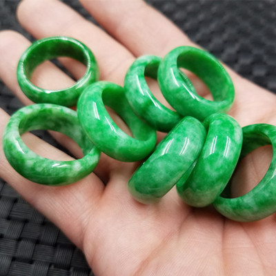新款精美天然语速干青阳绿玉指环