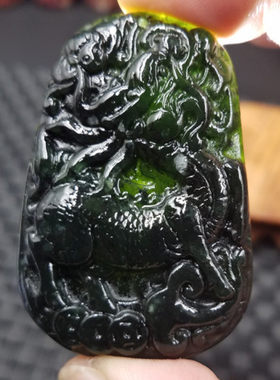 a货新疆挂件貔貅吊坠天然玉石