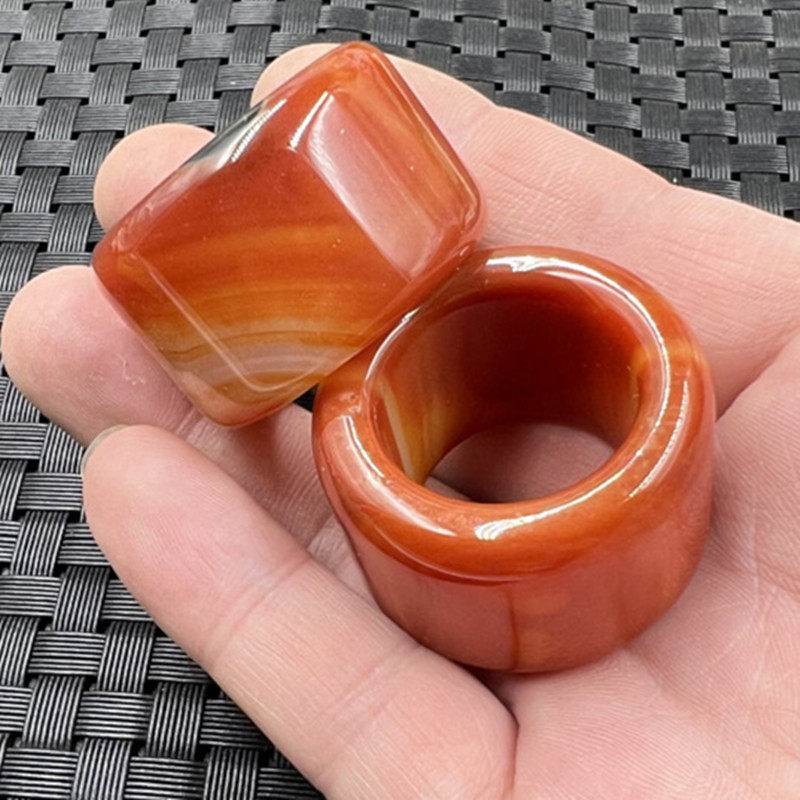 玉石扳指红玛瑙扳指后红花玛瑙扳指大号扳指加宽玉戒指玉手饰指环
