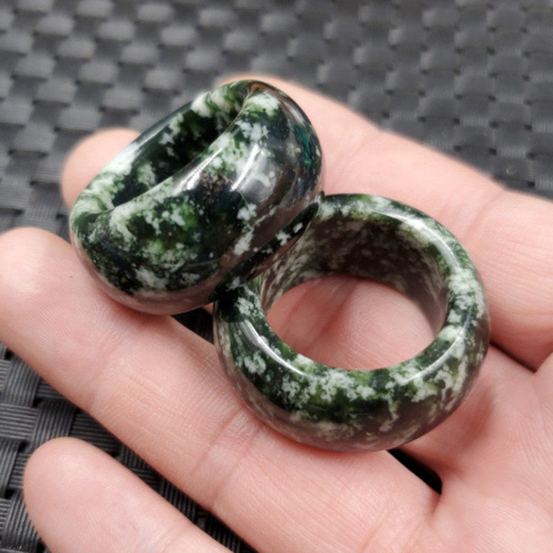 新款精美天然玉石岫玉扳指姜花岫玉戒指俏色复古款玉石戒指玉指环