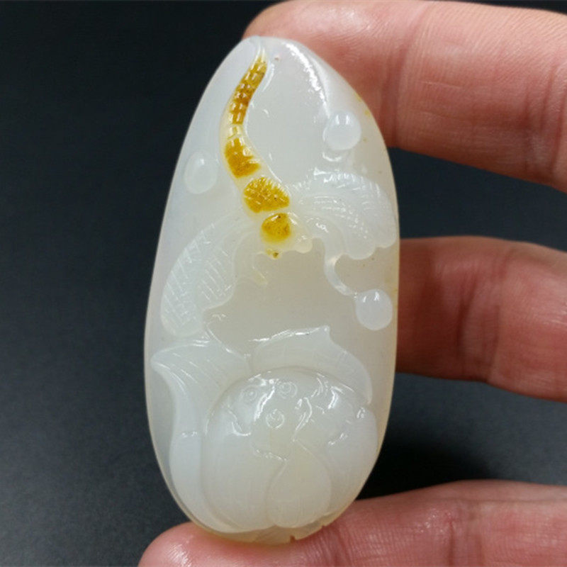 仅此一件天然玉石a货白色黄龙玉富贵花开吊坠黄龙玉牡丹花吊坠