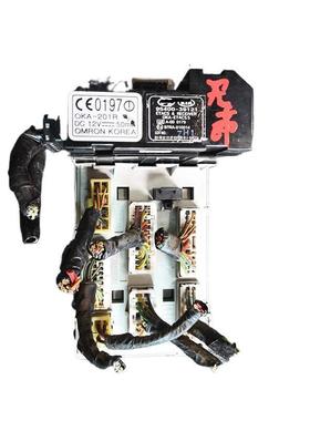 适配现代君爵GX300车内保险丝盒续继电器车身中控模块95400-39121